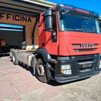 Iveco Stralis motrice 3 assi
