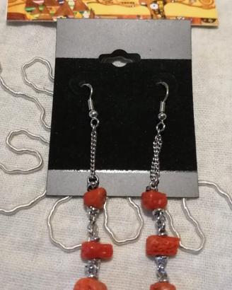 Oecchini in vero corallo rosso