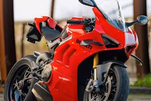 Ducati  panigale v4 s