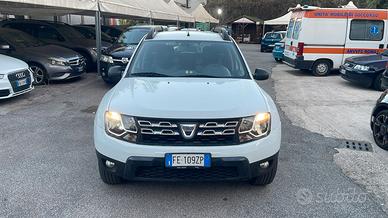 Dacia Duster 1.6 S&S 4x2 Serie Speciale Lauréate F