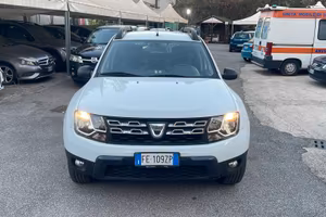 Dacia Duster 1.6 S&S 4x2 Serie Speciale Lauréate F