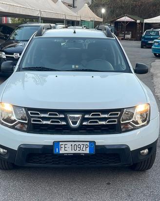 Dacia Duster 1.6 S&S 4x2 Serie Speciale Lauréate F