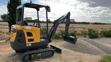 Miniescavatore Volvo