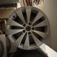 Cerchi in lega originali da 17 wv