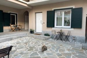 Trilocale a Cantello con terrazzo
