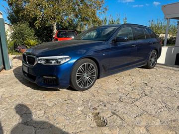 Serie 5 G31 Touring 520d Touring Msport auto