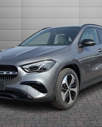 MERCEDES-BENZ GLA 180 d