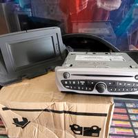 RADIO CON CD E NAVIGATORE 