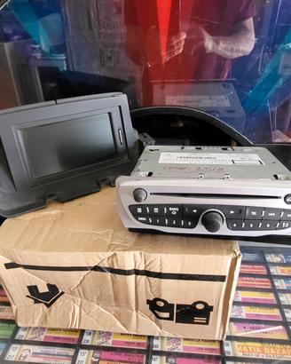 RADIO CON CD E NAVIGATORE 