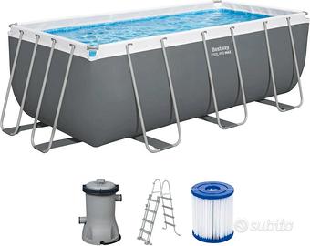 Piscina usata solo 4 settimane