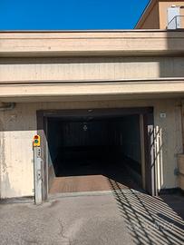 Garage ad Aosta, in via Guido Rey