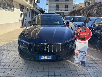 MASERATI Levante 250 cv Tetto Uniproprietario