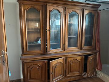 credenza in noce