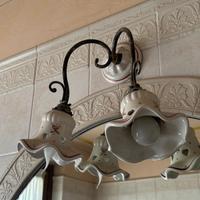 Lampadario a soffitto, abbinata luce da specchio