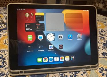 Apple ipad 6 gen 9.7” 32 Gb