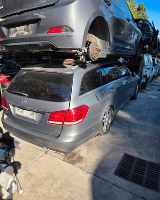 MERCEDES-BENZ Classe E DEL 2014 PER RICAMBI
