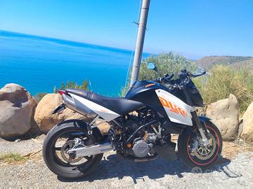 Ktm super duke 990