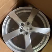 Cerchi in lega nuovi da 18” DEZENT TREG Silver