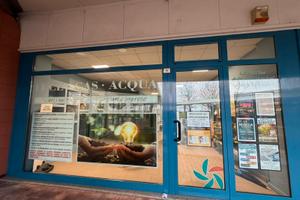 Splendido negozio zona coop novellara