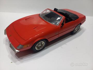 Italeri Ferrari 365 GTB Daytona 1/24