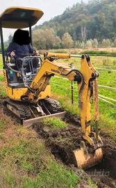 Mini escavatore komatsu pc14 r2