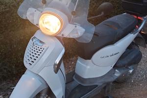 Aprilia Scarabeo 200