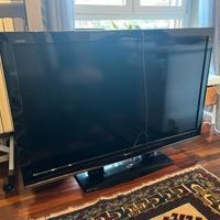 TV LCD 52" SHARP AQUOS con telecomando