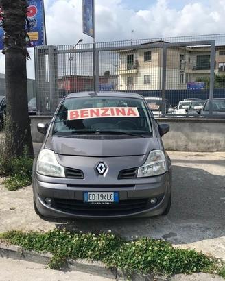 Renault Modus 1.2 16V Yahoo!75 CV 55 KW auto pari 