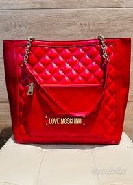 Borsa Love Moschino rossa trapuntata