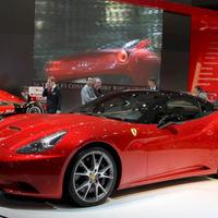 C.E.R.C.O Ferrari California