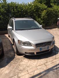 auto volvo v.50