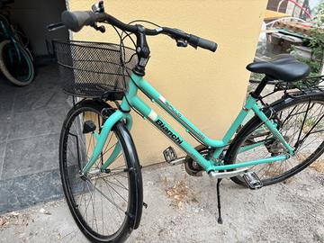 Bianchi Spillo donna celestino