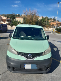 Nissan NV 200