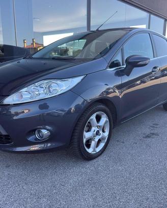 FORD Fiesta 1.6 TDCi 95 CV 5p. Titanium