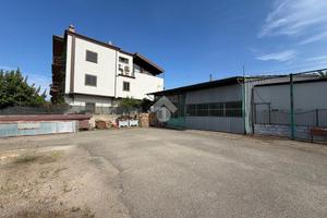 MAGAZZINO A CORIGLIANO-ROSSANO