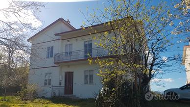 VENDITA CASA INDIPENDENTE A POCHI Km DA URBINO