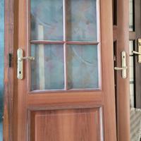 Porta di legno per interno