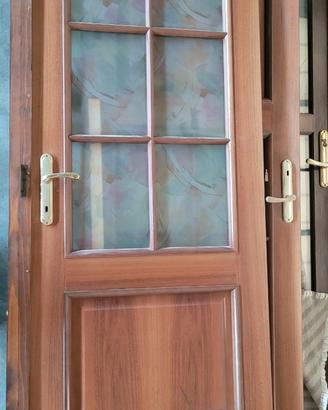 Porta di legno per interno