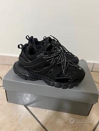 Scarpe Track Nere Taglia 39 -Con scatola e Dustbag