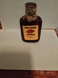 mignon whiskey four roses