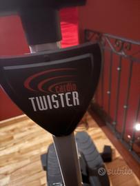 attrezzo per esercizi Twister cardio
