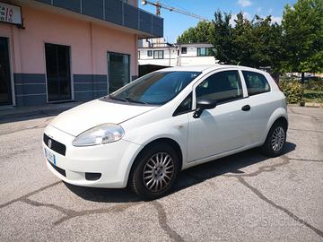 Fiat Grande Punto 1.2 3 porte ***NEOPATENTATI***DI