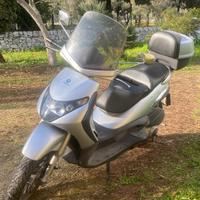 Piaggio Beverly 250