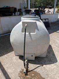 serbatoio cisterna 500L con raccordi 