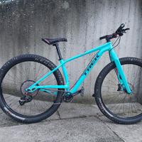 TREK STACHE 29