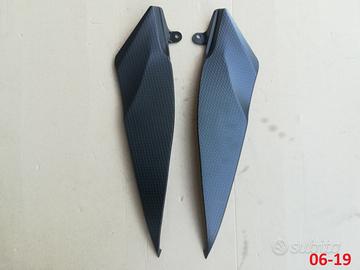 FIANCHETTI DEL SERBATOiO NUOVI YAMAHA R1 2007 2008