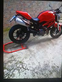cavalletto posteriore ducati 796 Monster 