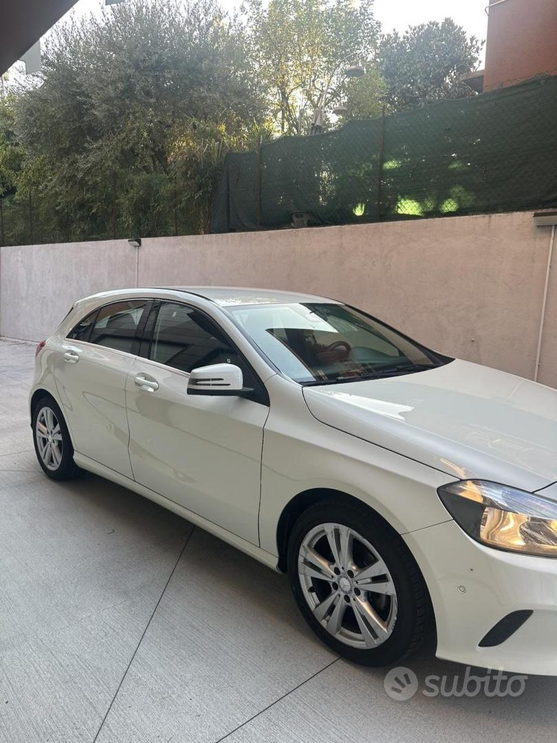 Mercedes-Benz A 2016 photo 2