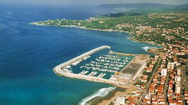 POSTO BARCA 11 METRI + BOX AUTO CALA DE' MEDICI