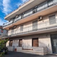 Ampio appartamento 170 mq + garage Belsito